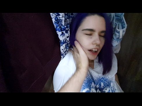 ❤️ Sibt lil sis tiegħi fil-closet u għenitha tiġri ❤️❌ Fucking f'mt.niceporn.ru ﹏